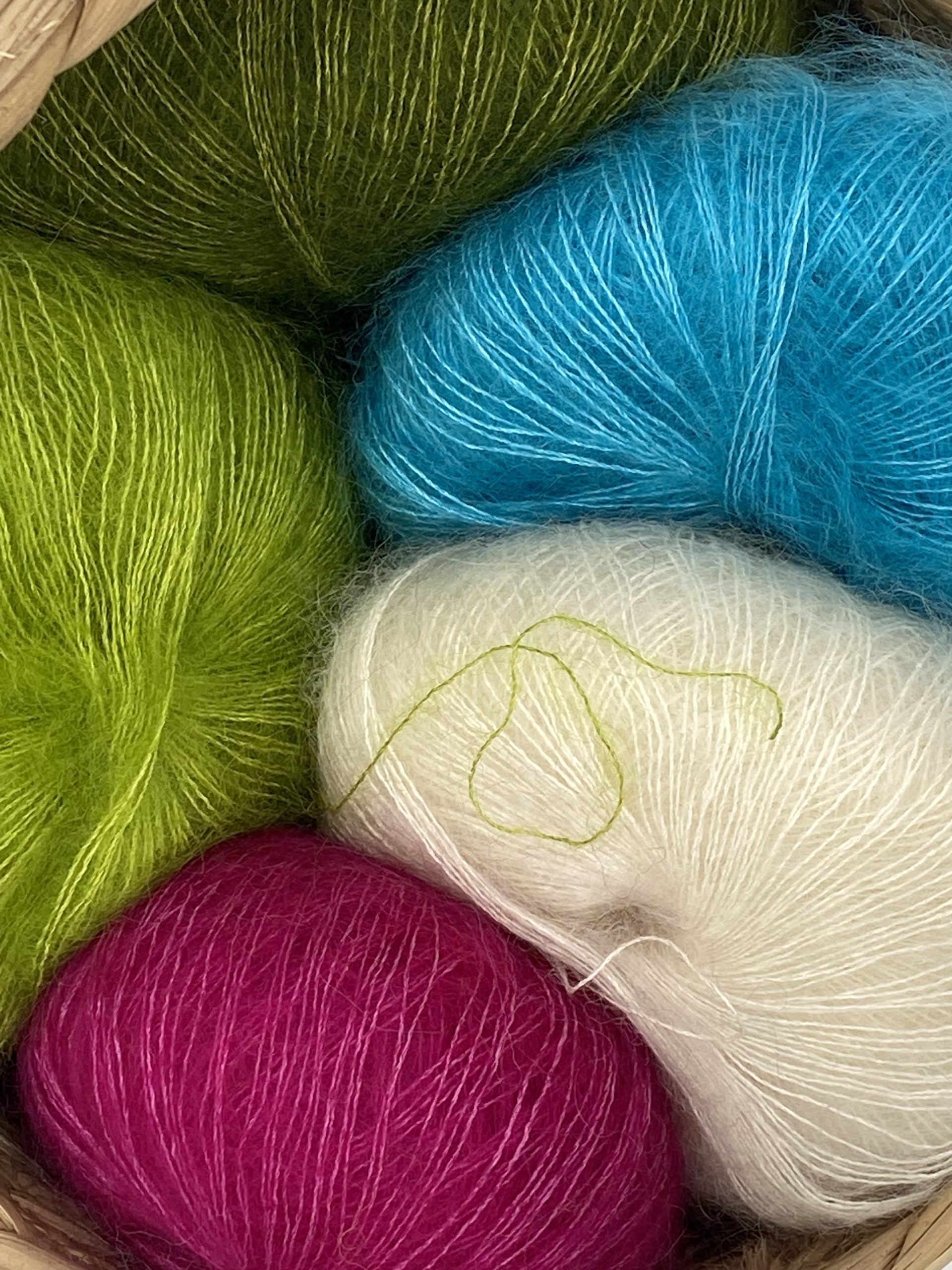 Fil à tricoter SUZETTE - 55% Mohair / 45% Soie