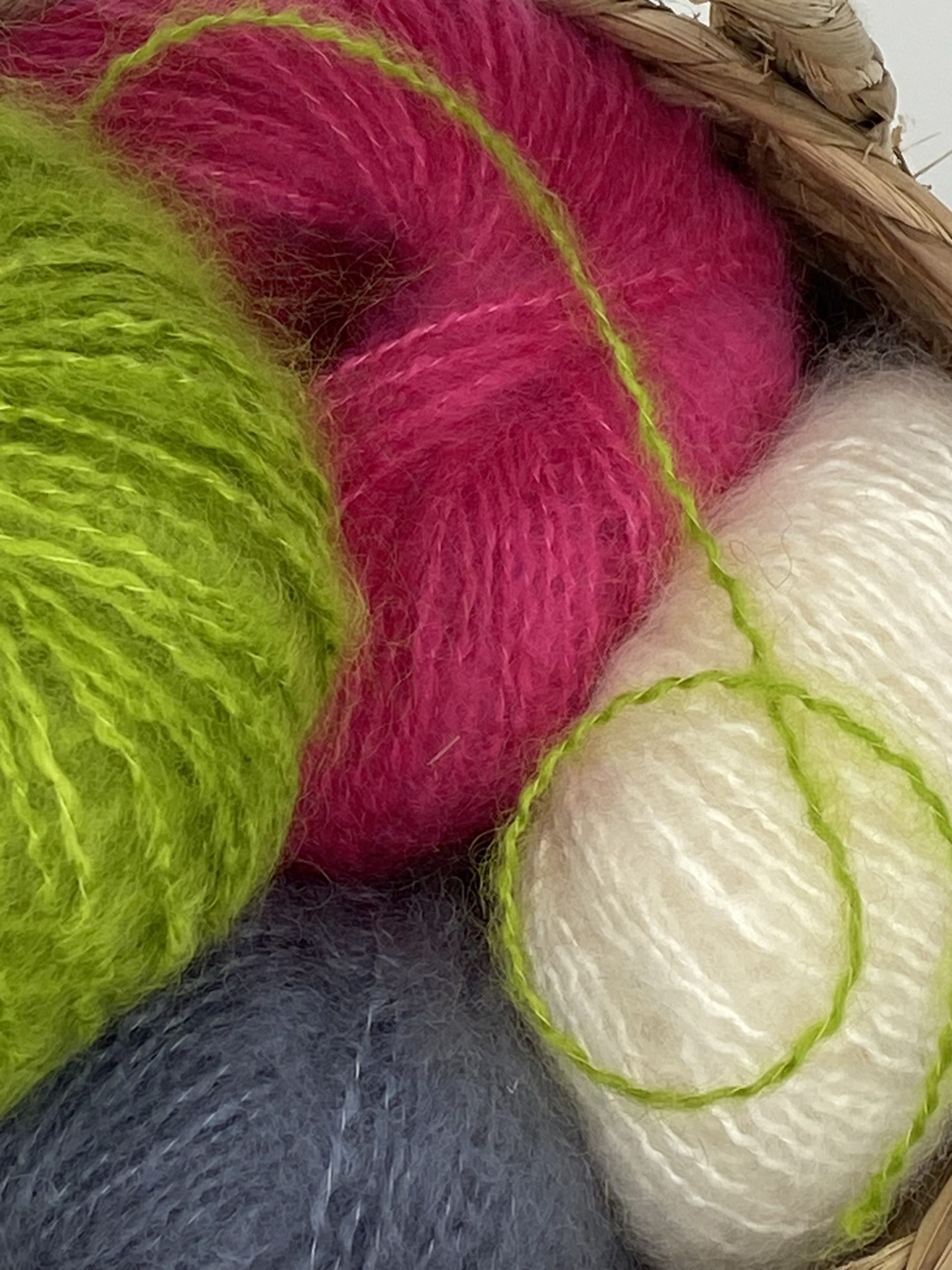 Fil à tricoter LIZZY - 98% Mohair / 2% Soie